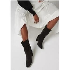 Intentionally Blank Thalia Black Suede Boots EU 40 Preloved